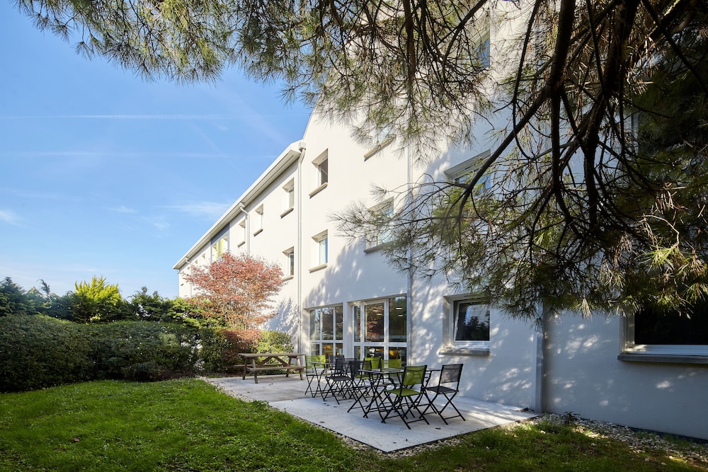 B&B HOTEL Evry Lisses 3 etoiles 39/43
