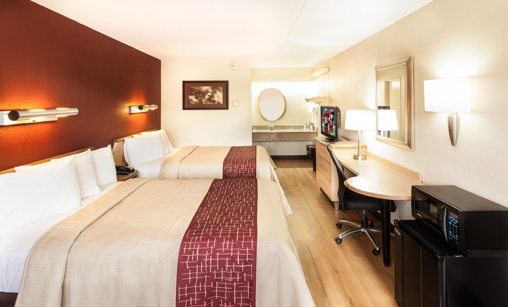 Red Roof Inn Wilkes - Barre Arena 17/51