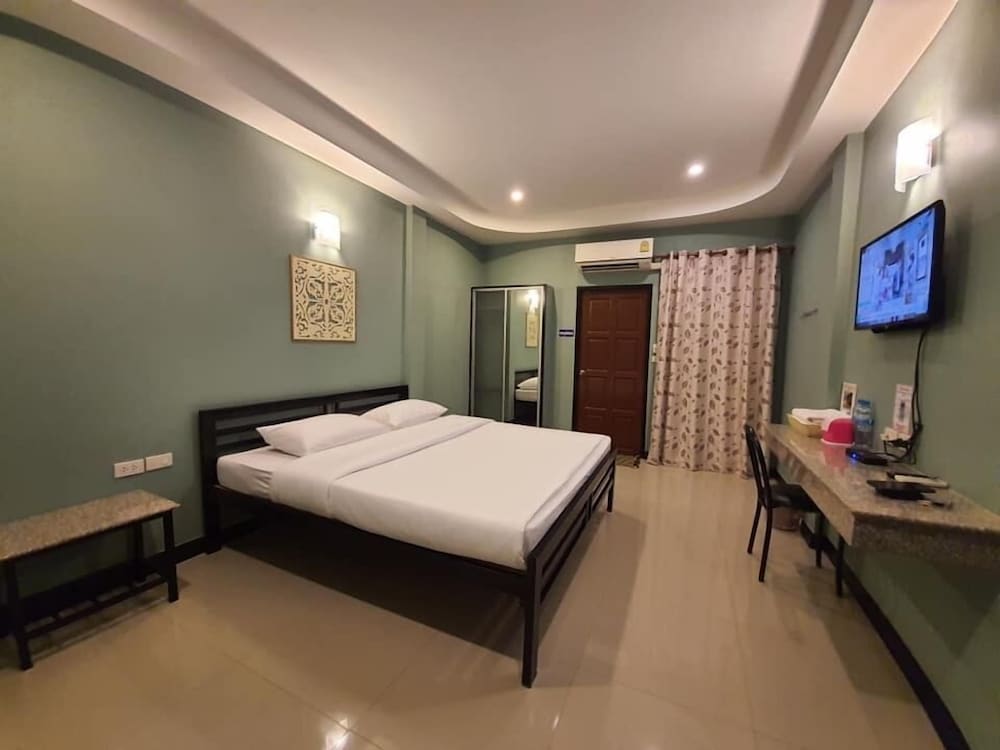 Huaisai Hotel 13/34