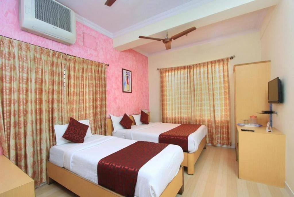 Hotel Pearl Inn 18/24