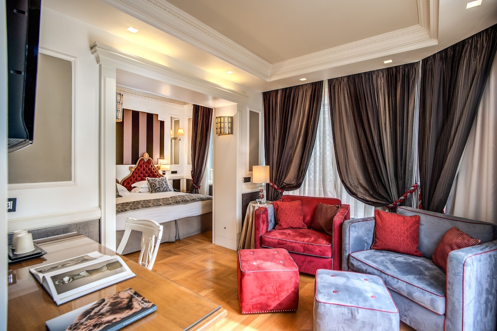 The Britannia Hotel 23/47