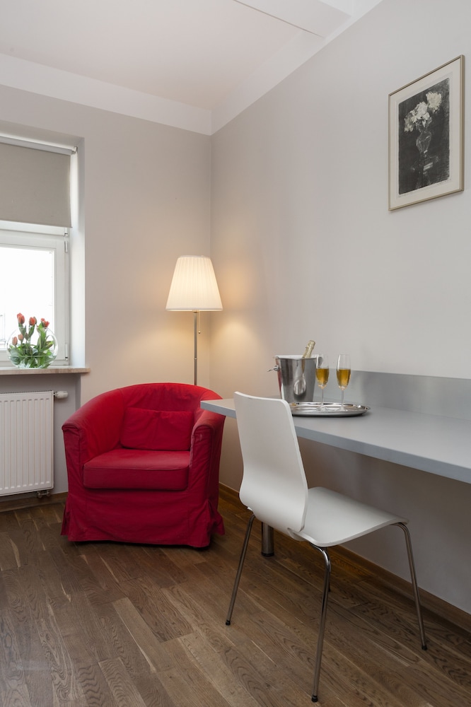 Hotel Floryan Old Town 49/60
