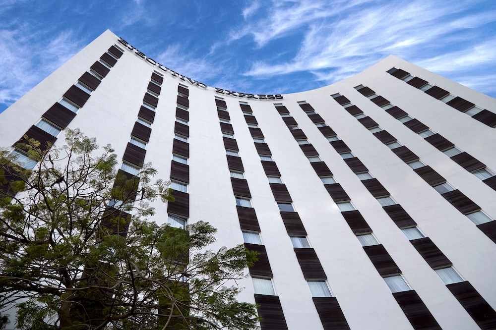 Hotel Ejecutivo Express 6/77