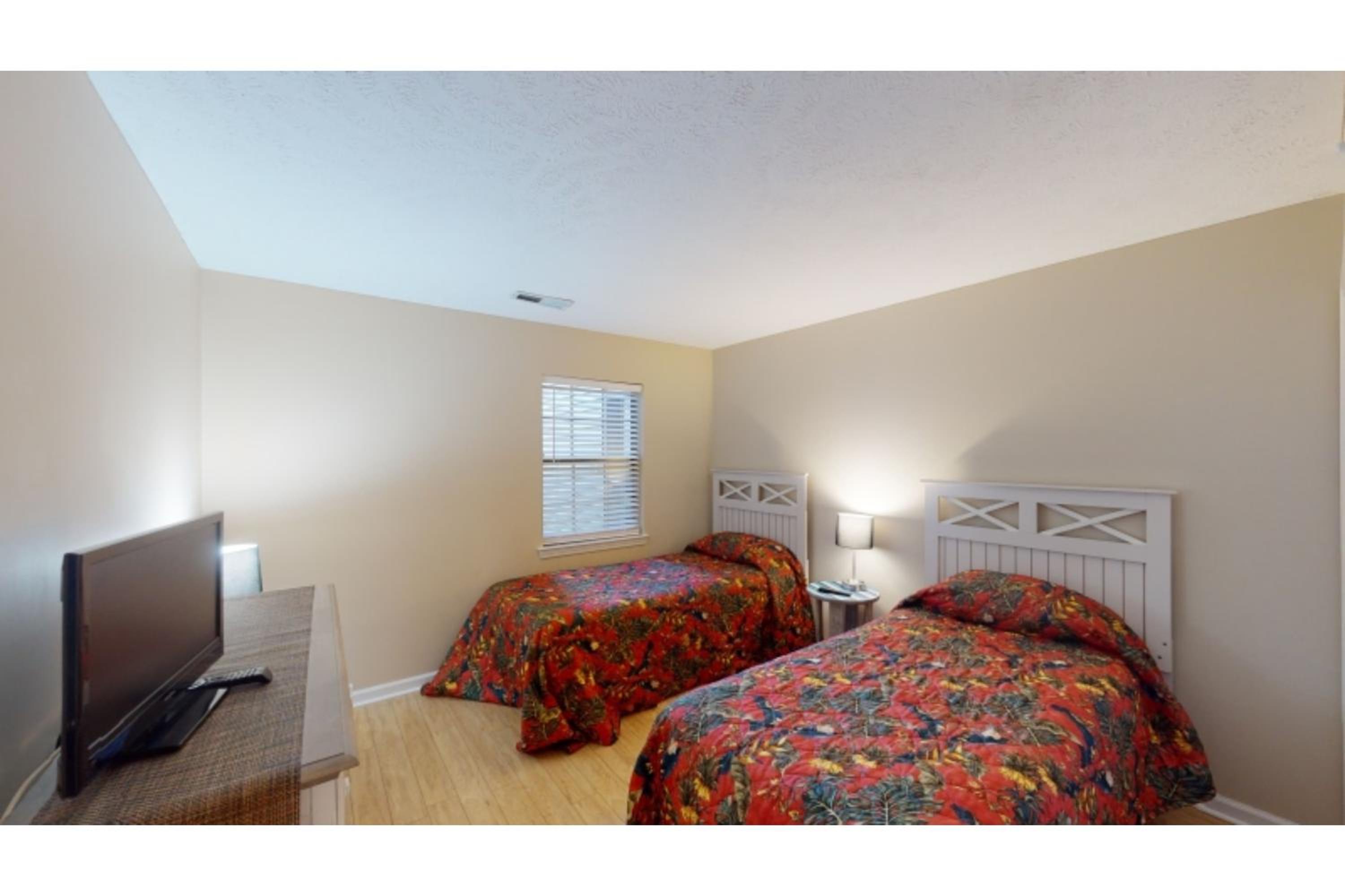 3 Bedrooms, Blue, Villa