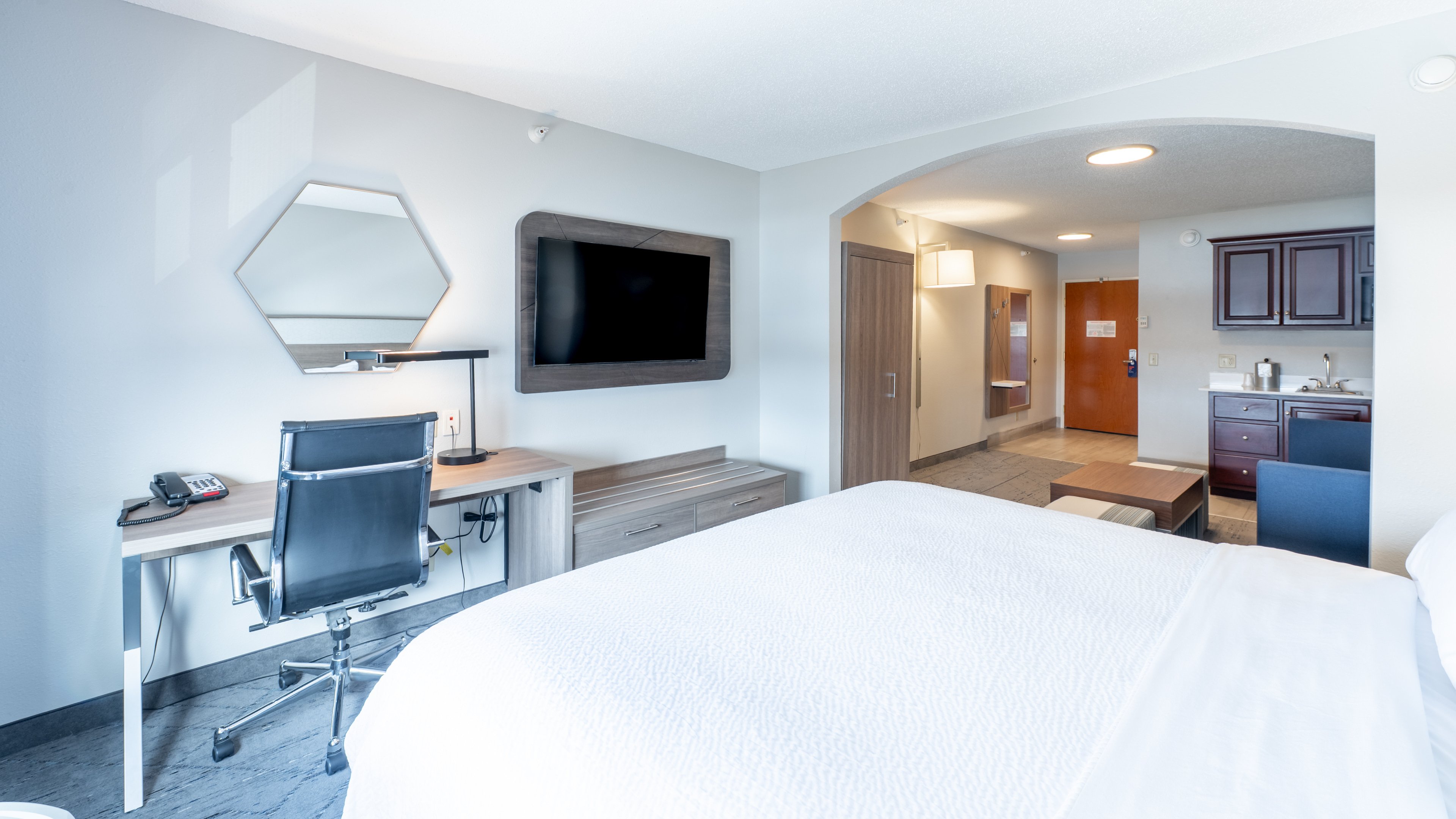 Holiday Inn Express Hotel & Suites Anderson 18/78