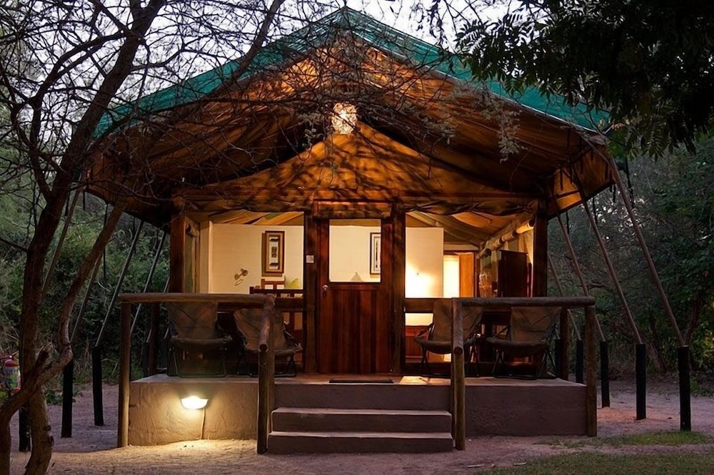 Elephant Valley Lodge 1/50