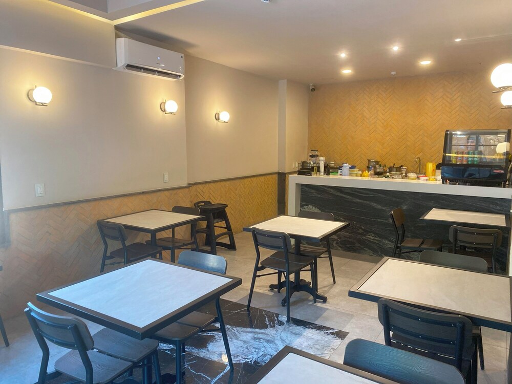 Hotel Boutique Divino Sol 36/50