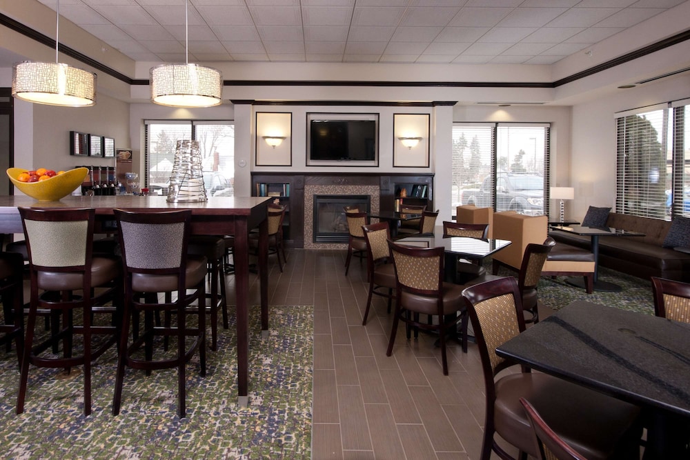 Hampton Inn Buffalo South I 90 37/51