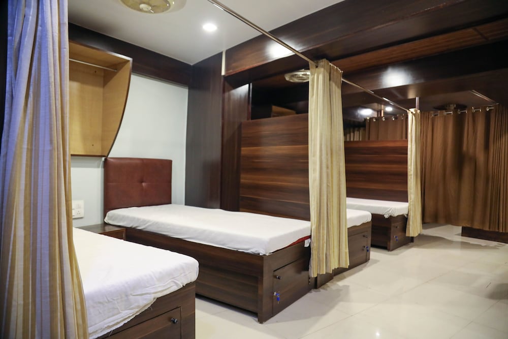 Hotel Alibaba Mumbai 14/31