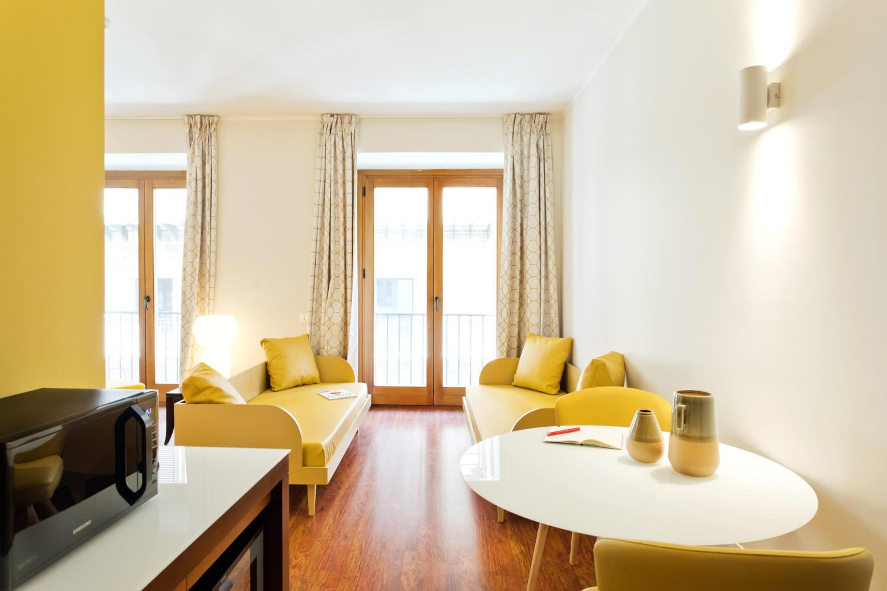 جناح جونيور، B&B Hotel Palermo Quattro Canti 6/9
