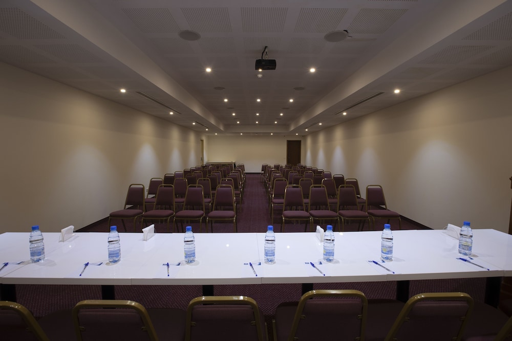 EL SHEIKH SUITES 46/60
