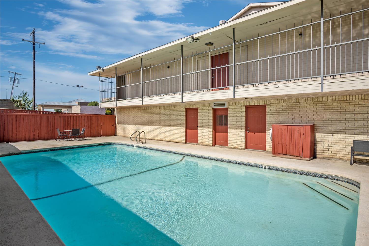 Americas Best Value Inn Midlothian Cedar Hill 14/31