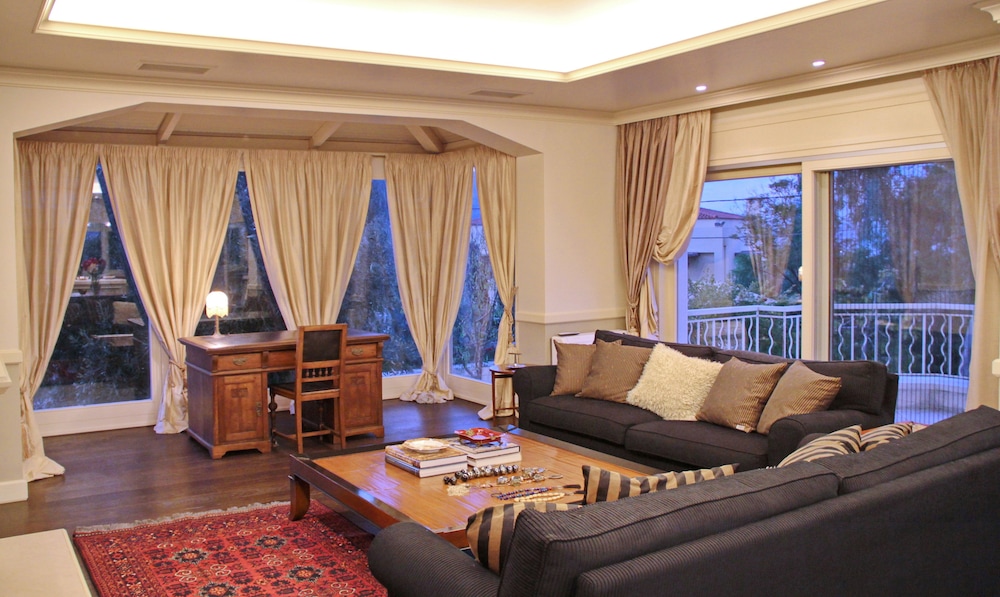Villa Metaxas 17/50