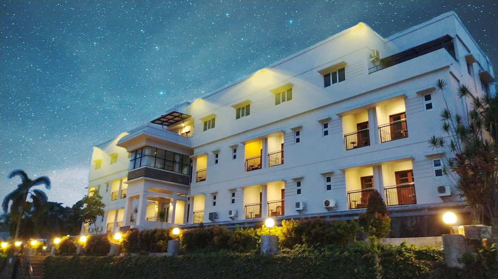 Kuraya Hotel Residence 1/50