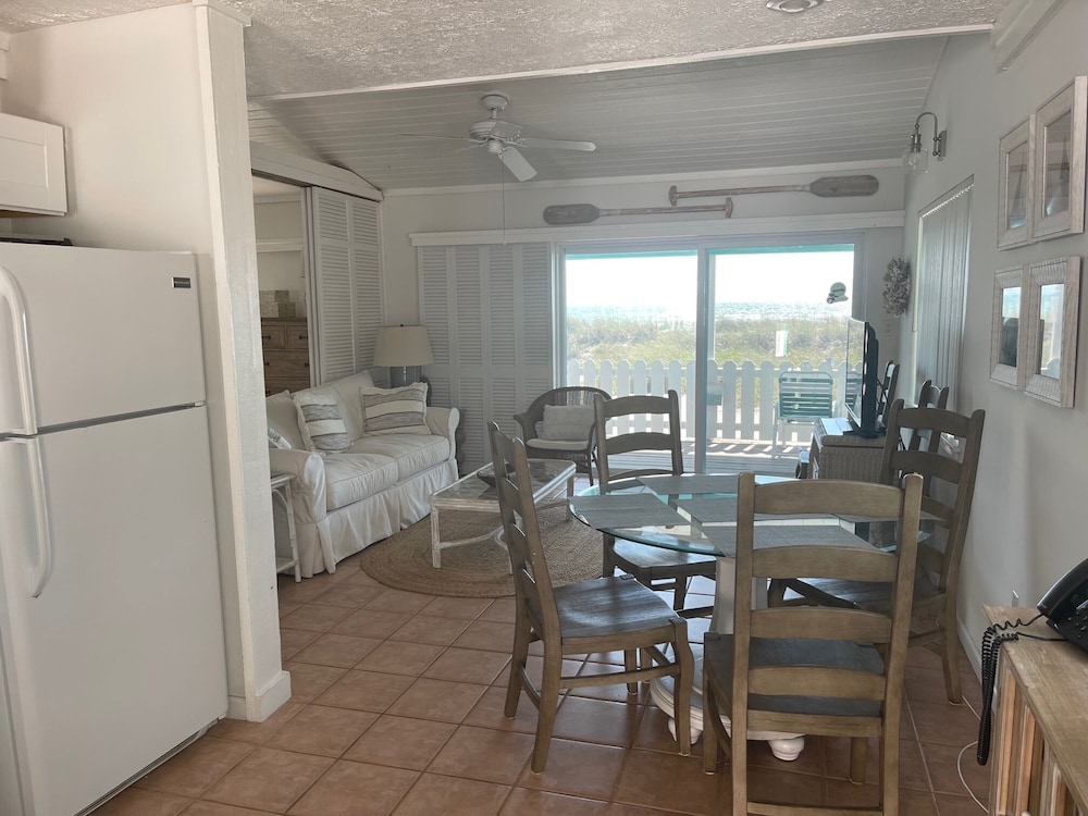 Sea Club I Beach Resort 37/66