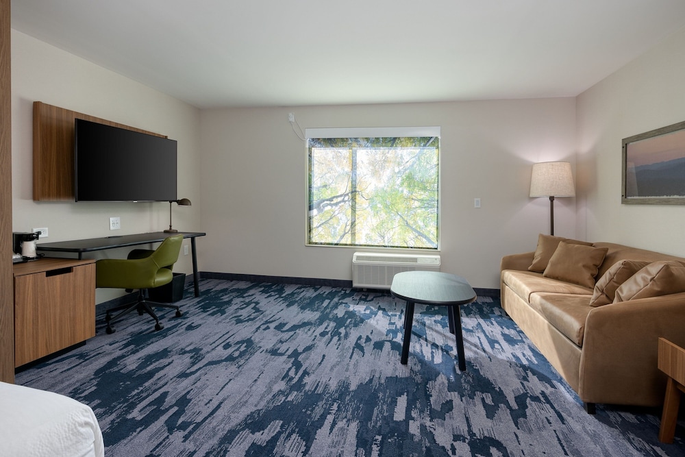 Fairfield Inn & Suites Canton Riverstone Parkway 7/30