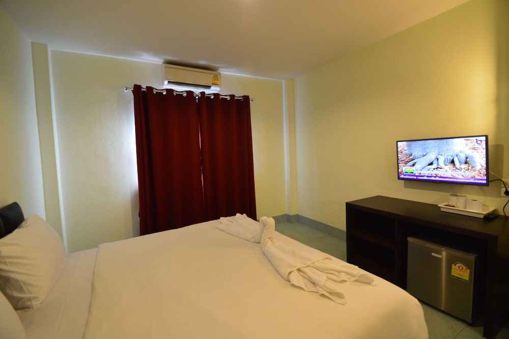 SUPERIOR, KING BED