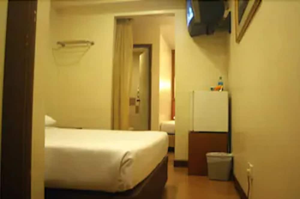 Hotel 81 Geylang 24/32