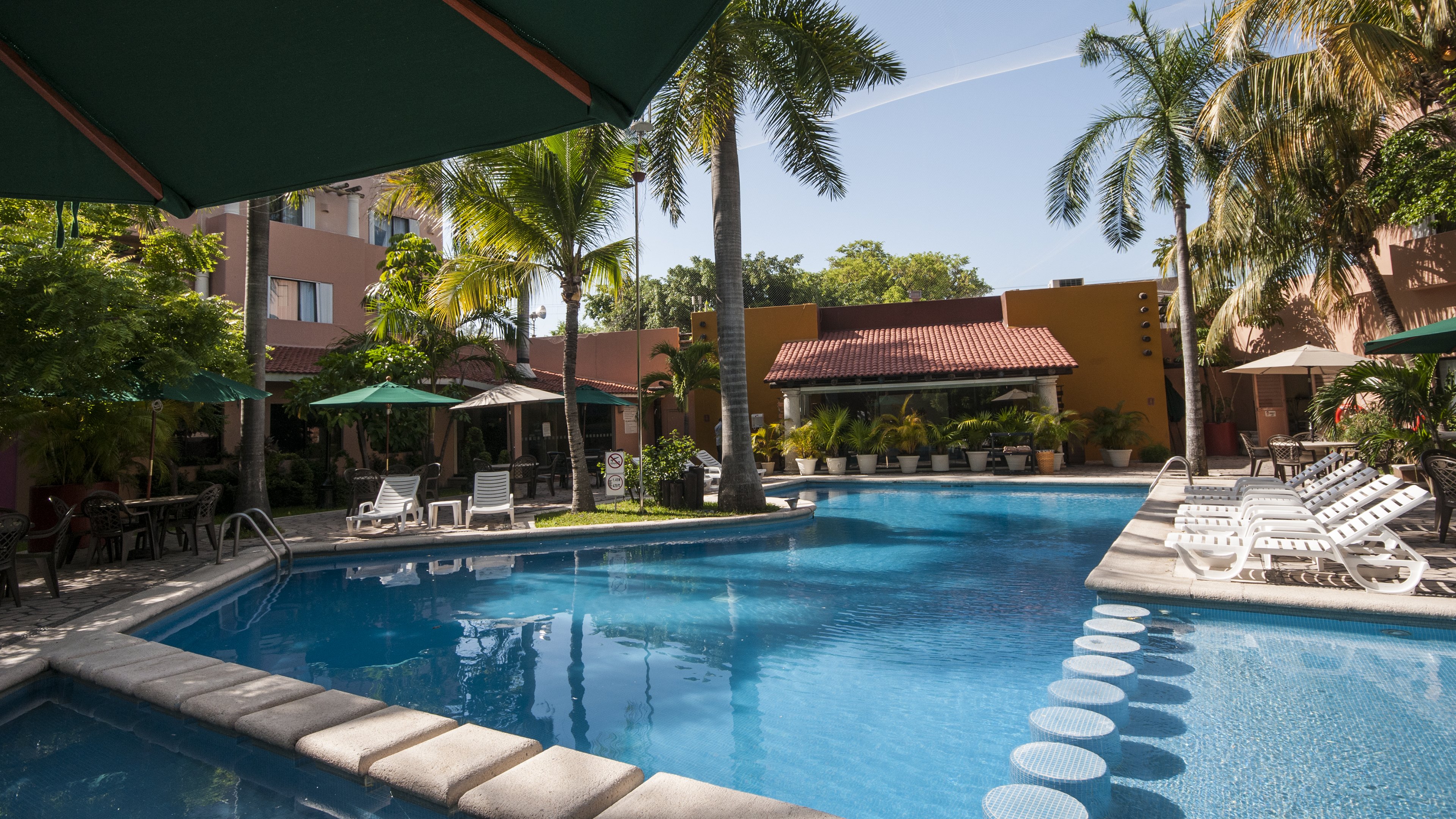Holiday Inn Cd Del Carmen 5/50