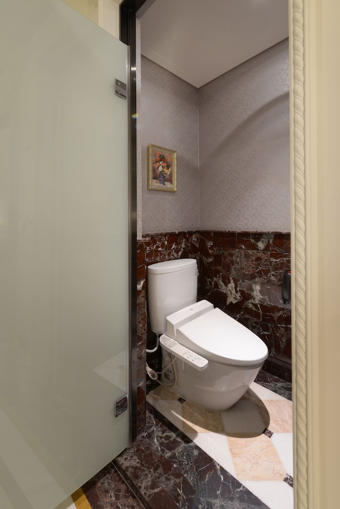 Golden Tulip RS Boutique Hotel 48/50