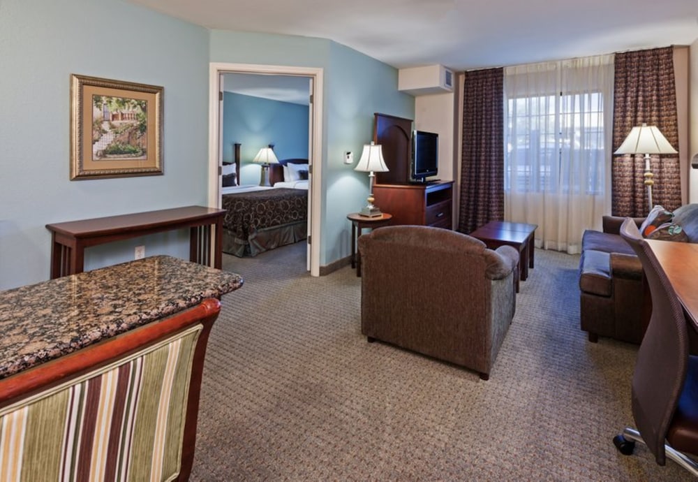 Staybridge Suites Houston West - Energy Corridor 43/76