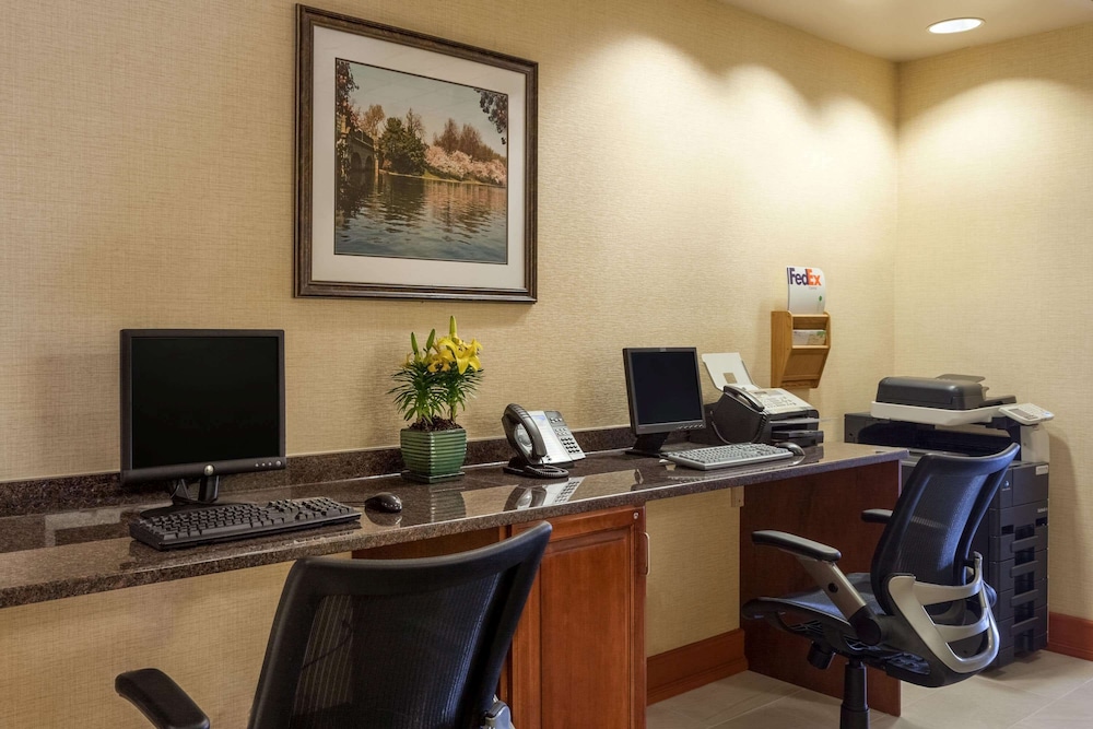 Wingate by Wyndham Chantilly / Dulles Airport 39/48