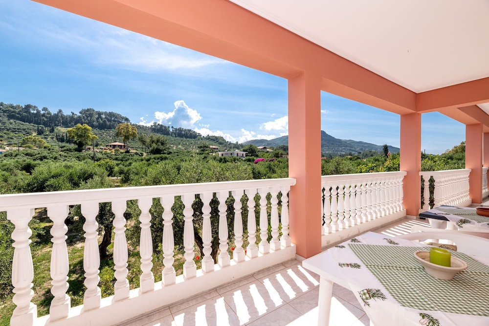 Arazzo Holiday Apartments 23/50
