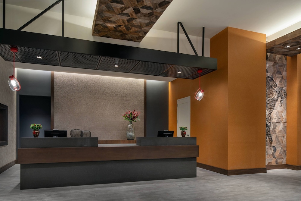 Residence Inn by Marriott Los Angeles Glendale 5/50