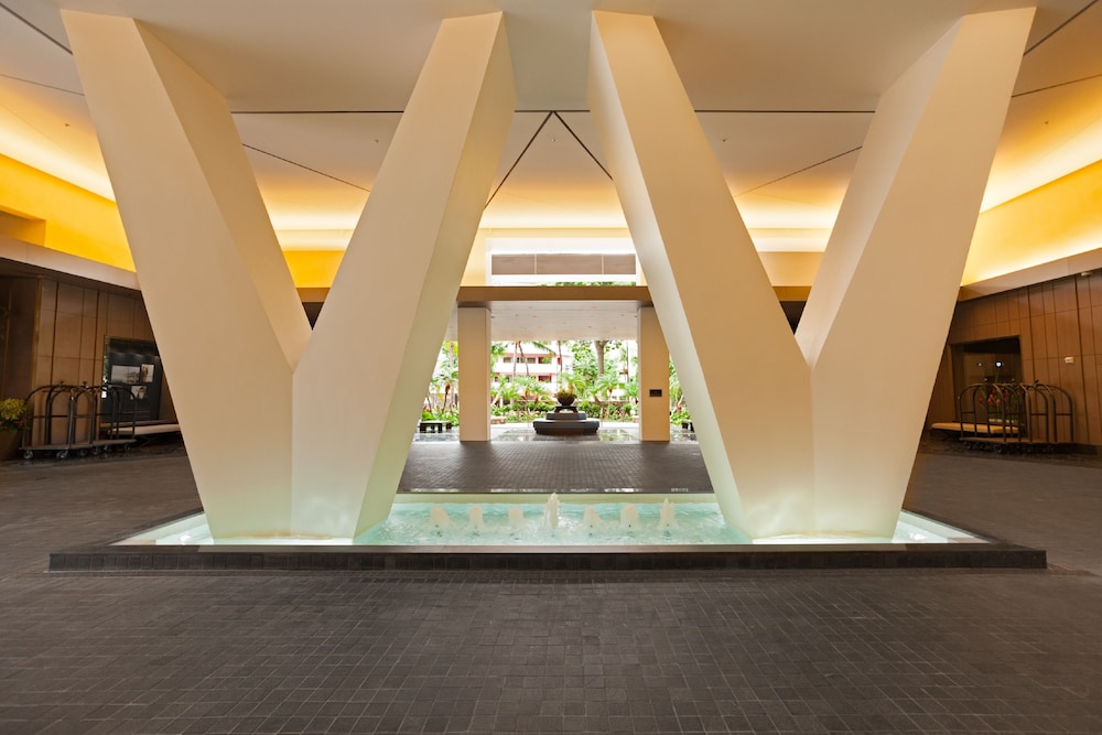 Real Select at the Ritz Carlton Residences, Waikiki Beach 23/50