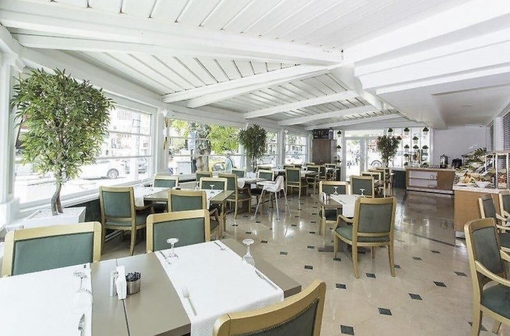 Royal Sweet Hotel 11/16