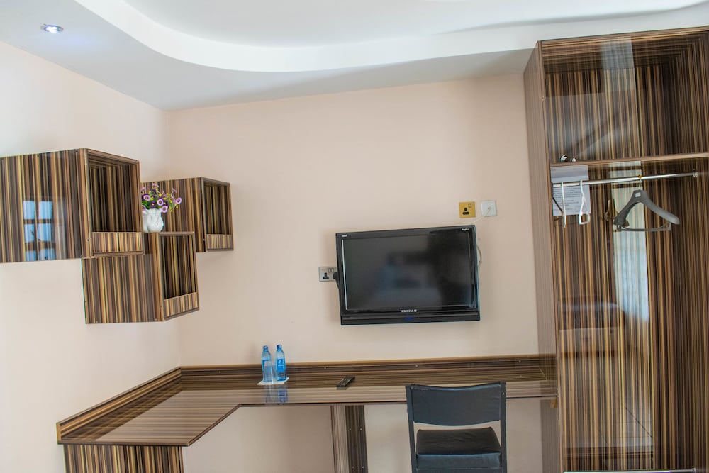 Stem Hotel 33/37