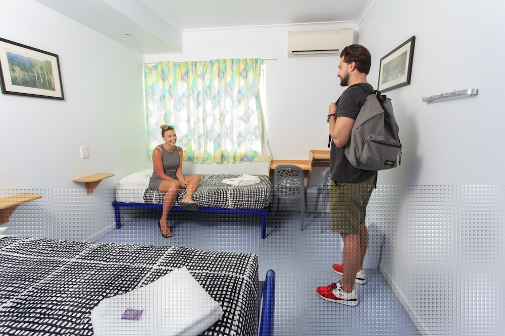 YHA Cairns Central 8/30