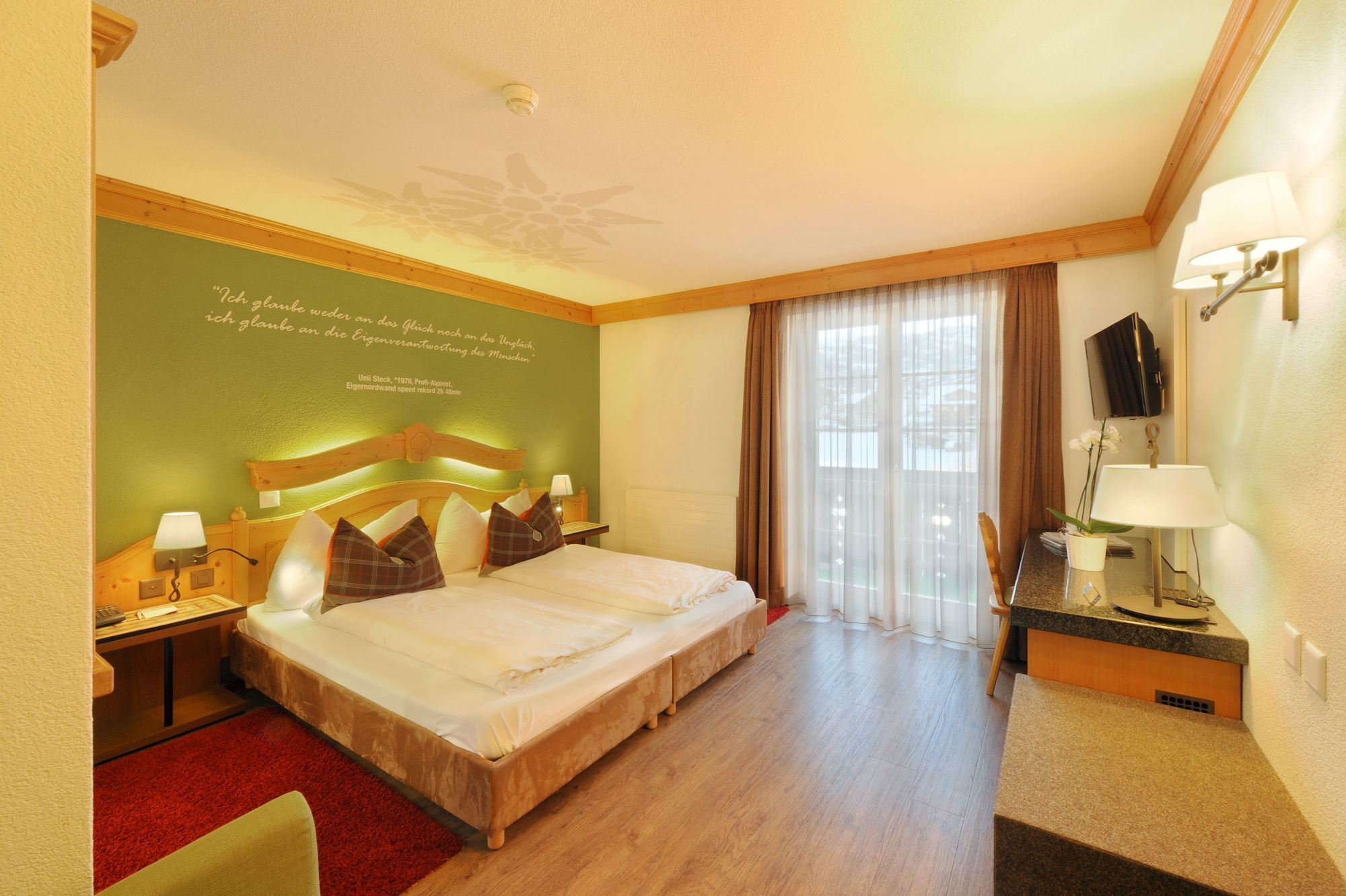 Eiger, Superior, Double Bed, Mountain View