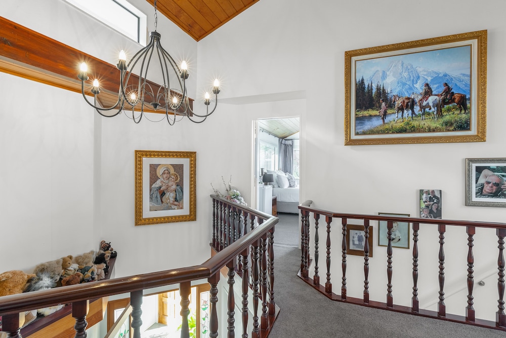 Balmoral Lodge 50/65