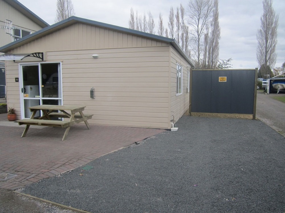 All Seasons Holiday Park 44/50