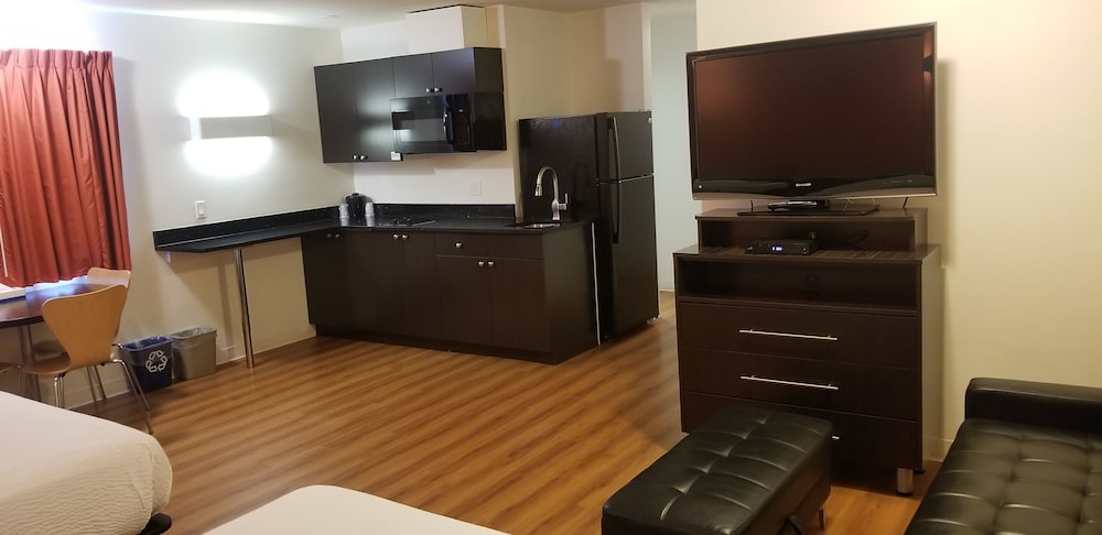 Motel 6 Innisfail AB 24/29