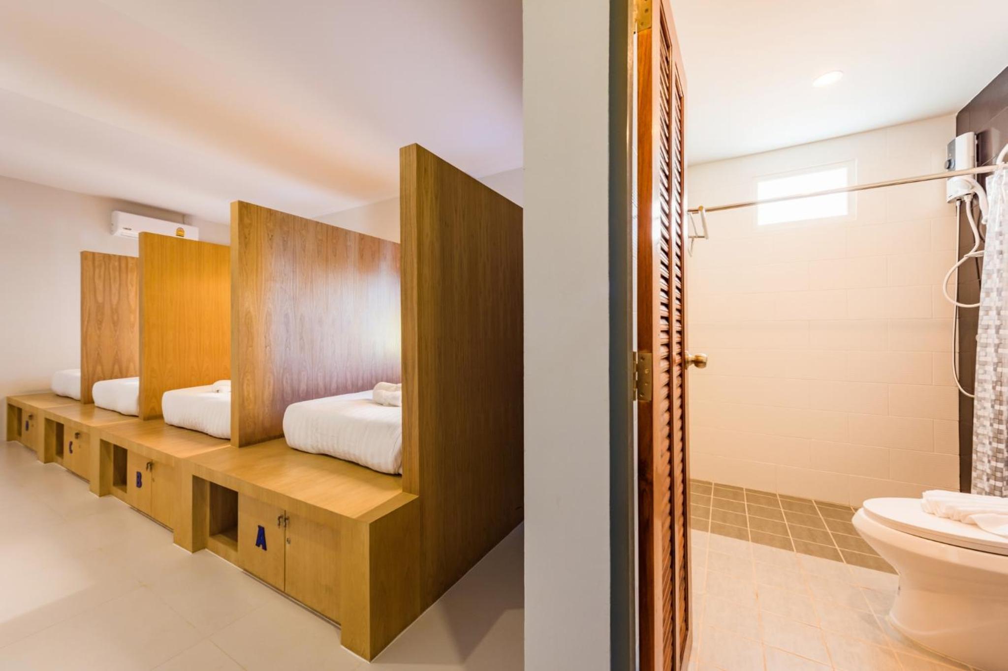 Phuket Marine Poshtel 96/100
