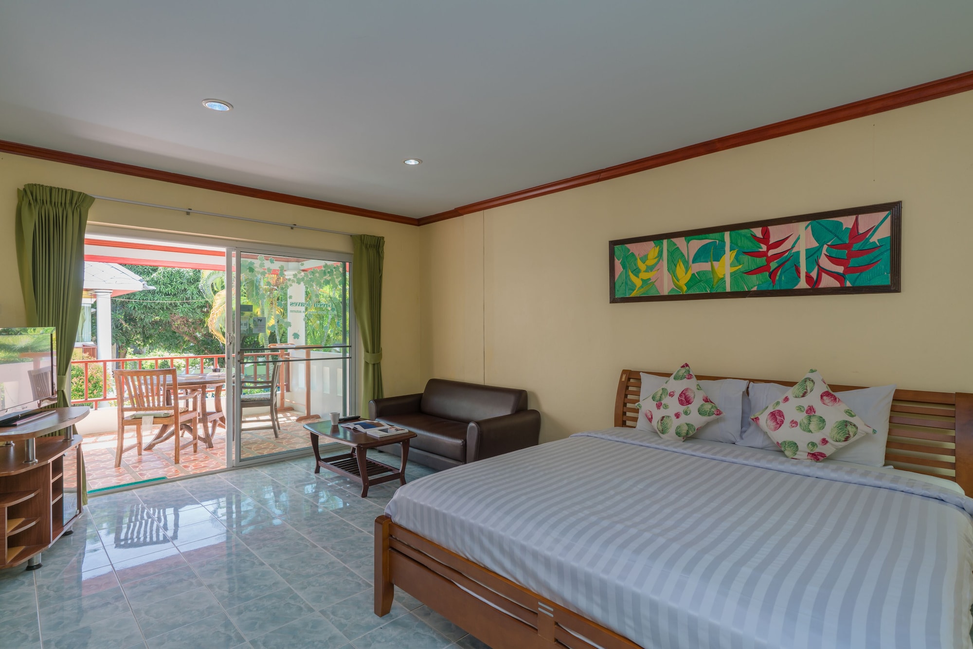 1 BEDROOM, APARTMENT
