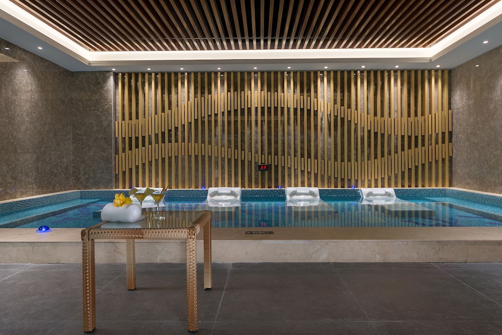 Huayou New Century Grand Hotel 19/50
