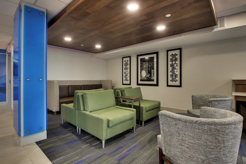 Holiday Inn Express Atlantic City W Pleasantville Ex Comfort Inn Suites West Atlantic City 39/70