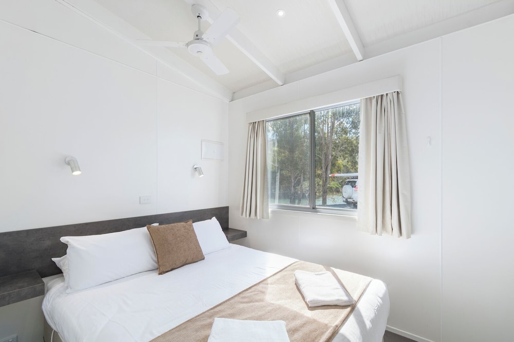 Eden Beachfront Holiday Park 10/50