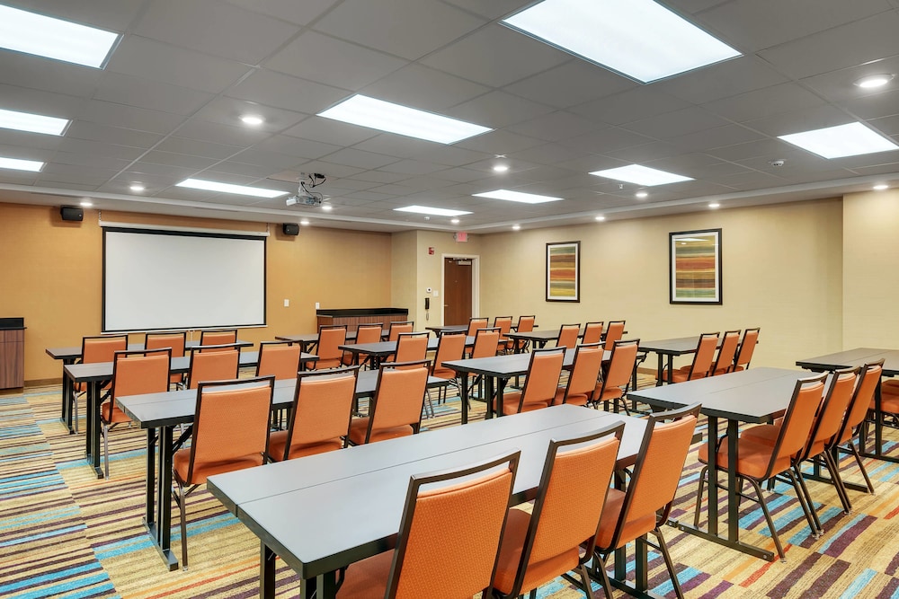 Fairfield Inn & Suites Houston Northwest/Willowbrook 35/38