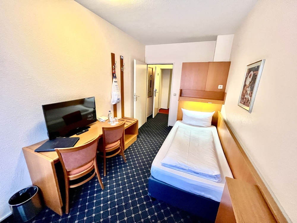 Elbbrucken Hotel 22/50