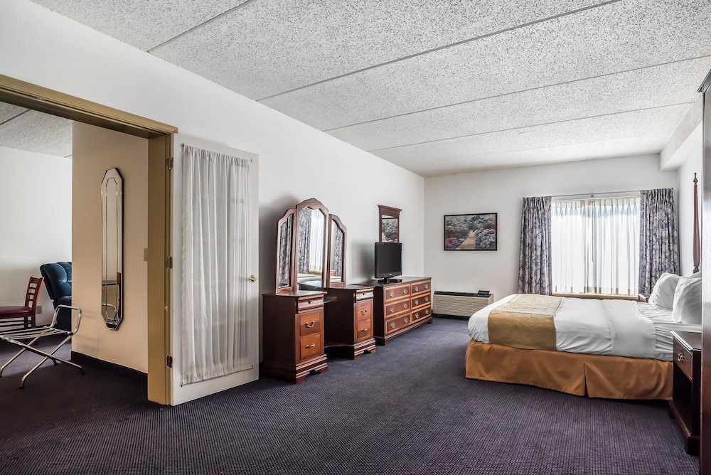 Quality Inn & Suites Albany Airport 13/36