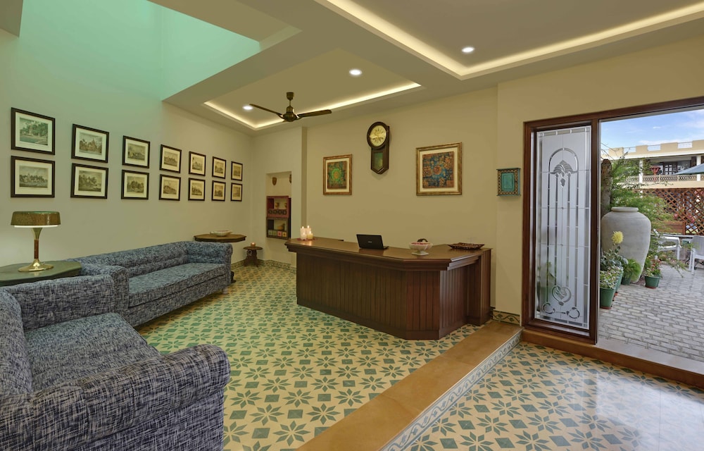 Hotel Swaroop Vilas 6/49