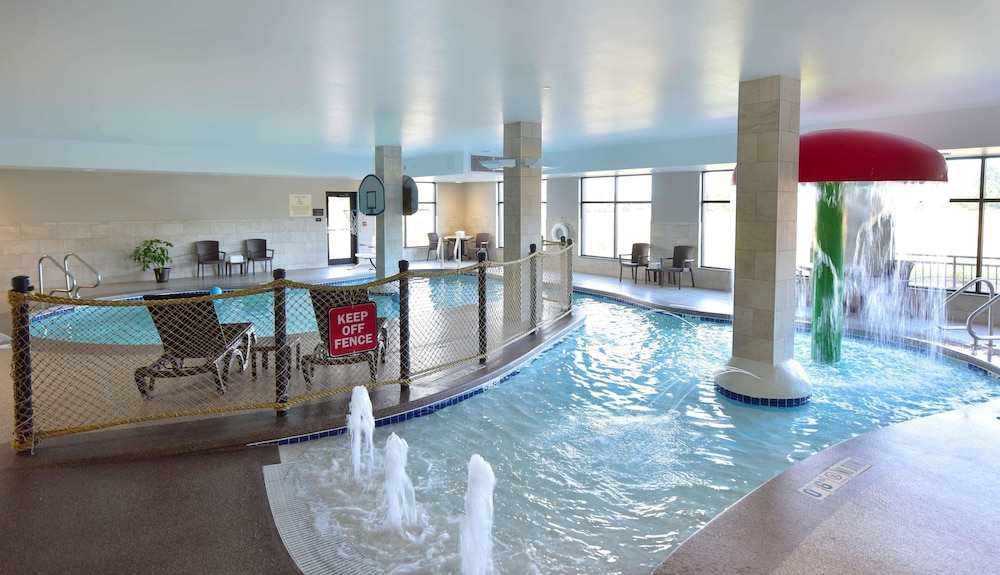 swimming pool spa