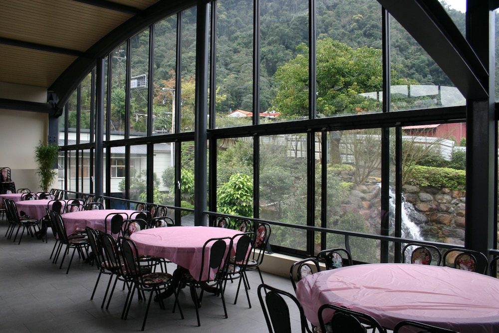 Yingshih Resort 38/56