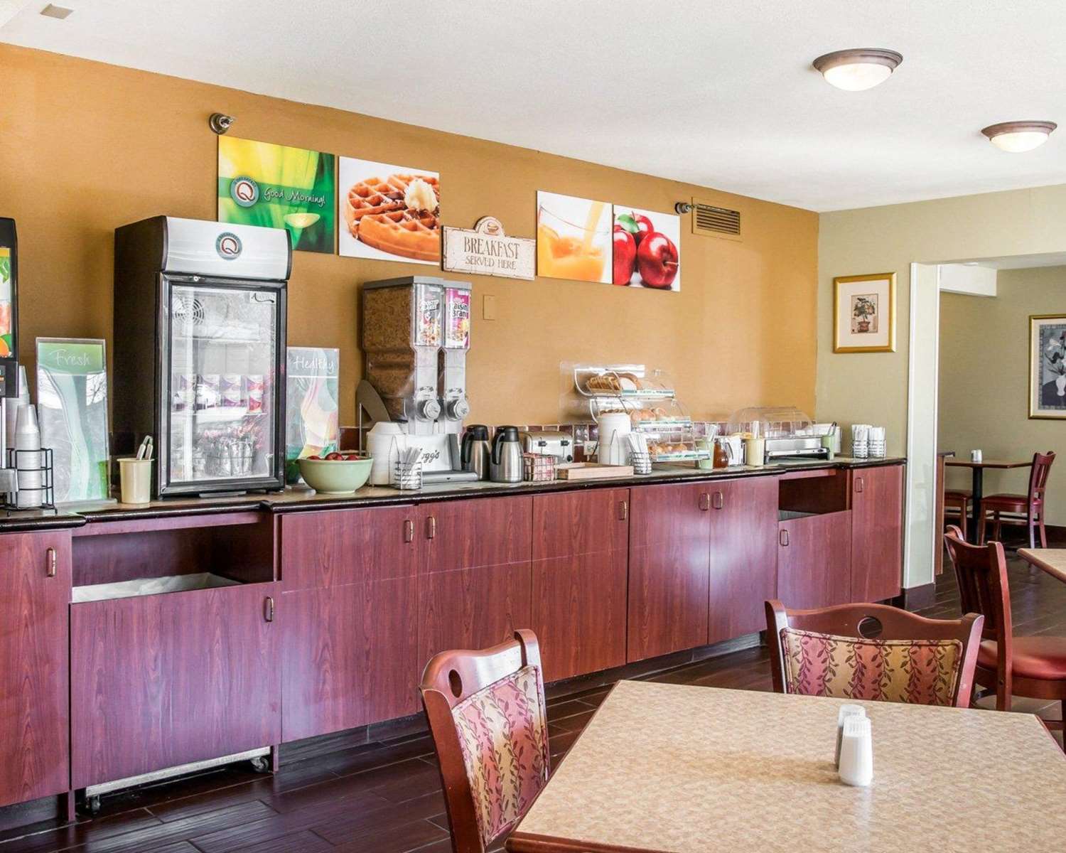 Quality Inn Holland - Toledo 25/31