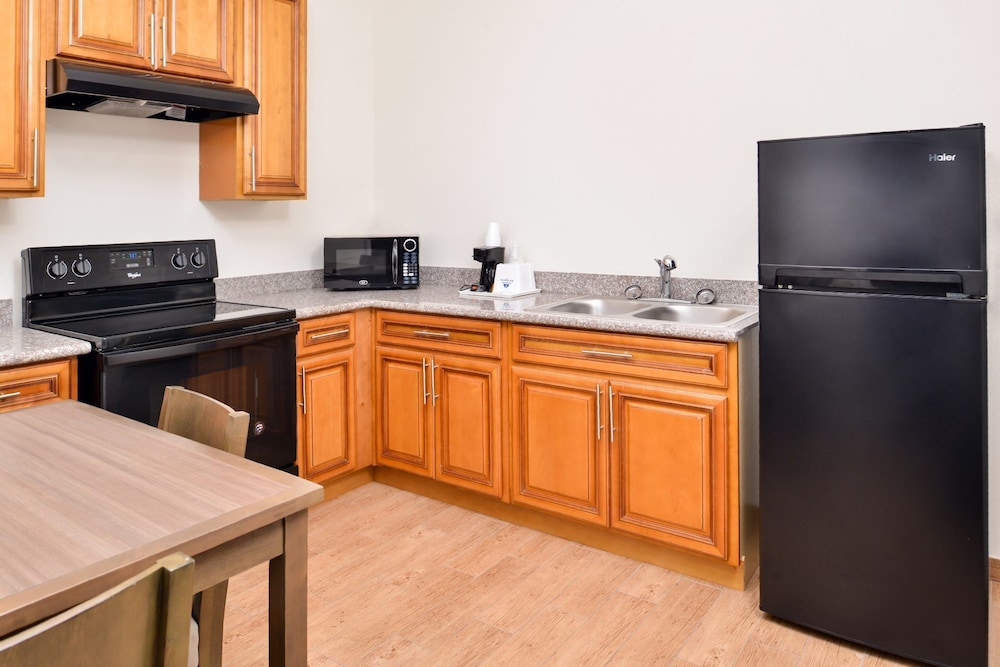 Americas Best Value Inn 41/51