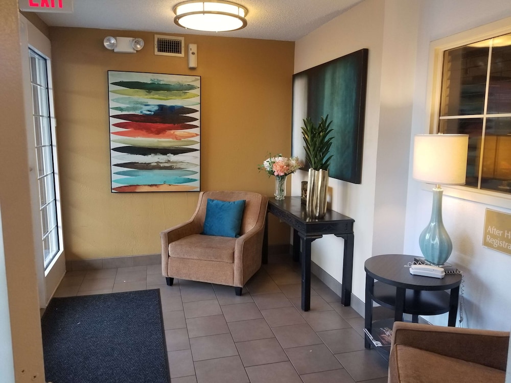 Sonesta Simply Suites Dallas Galleria 22/38